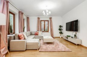 Lumina luxury house in Warsaw
